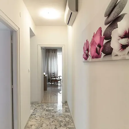 Casa Flora 斯佩隆加