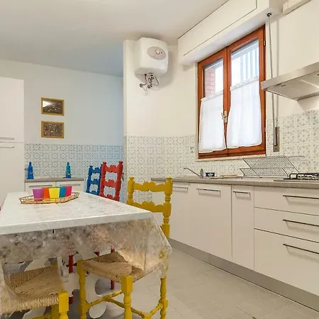Casa Vacanza Flora * Sperlonga